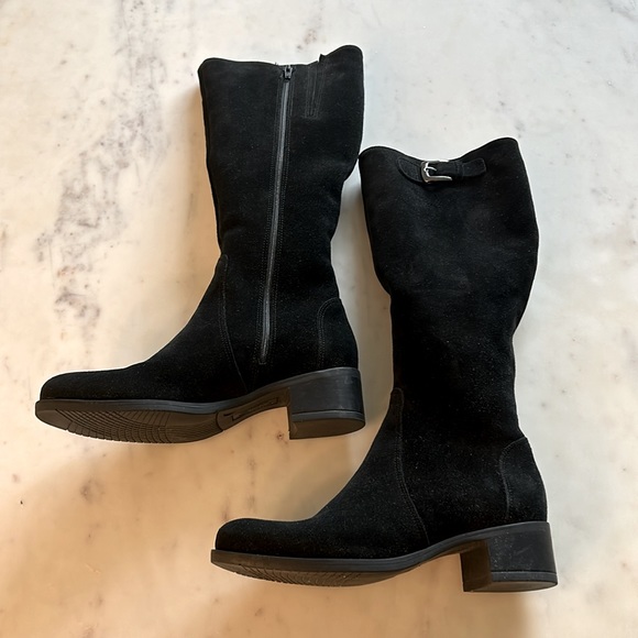 La Canadienne Black Suede Hannah Boot size 7 NWOT - Picture 4 of 15